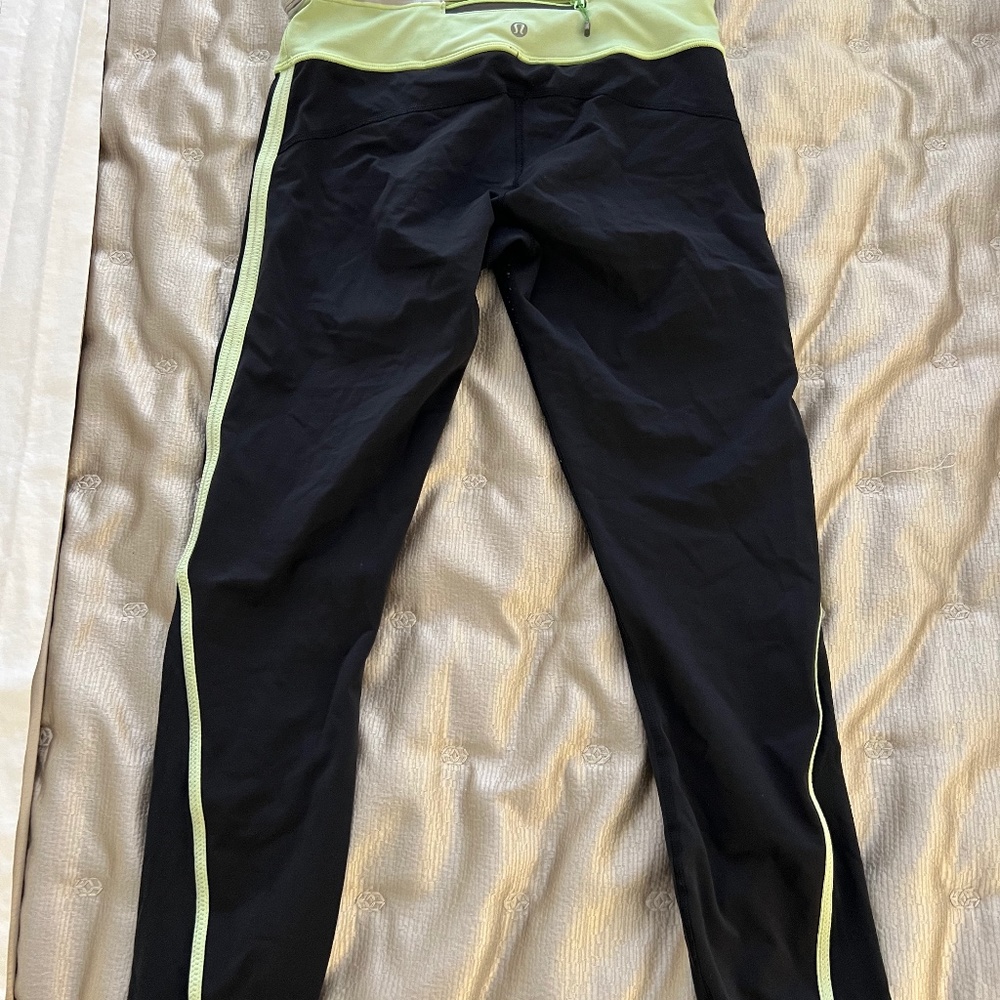 Lululemon white and yellow leggings size 6